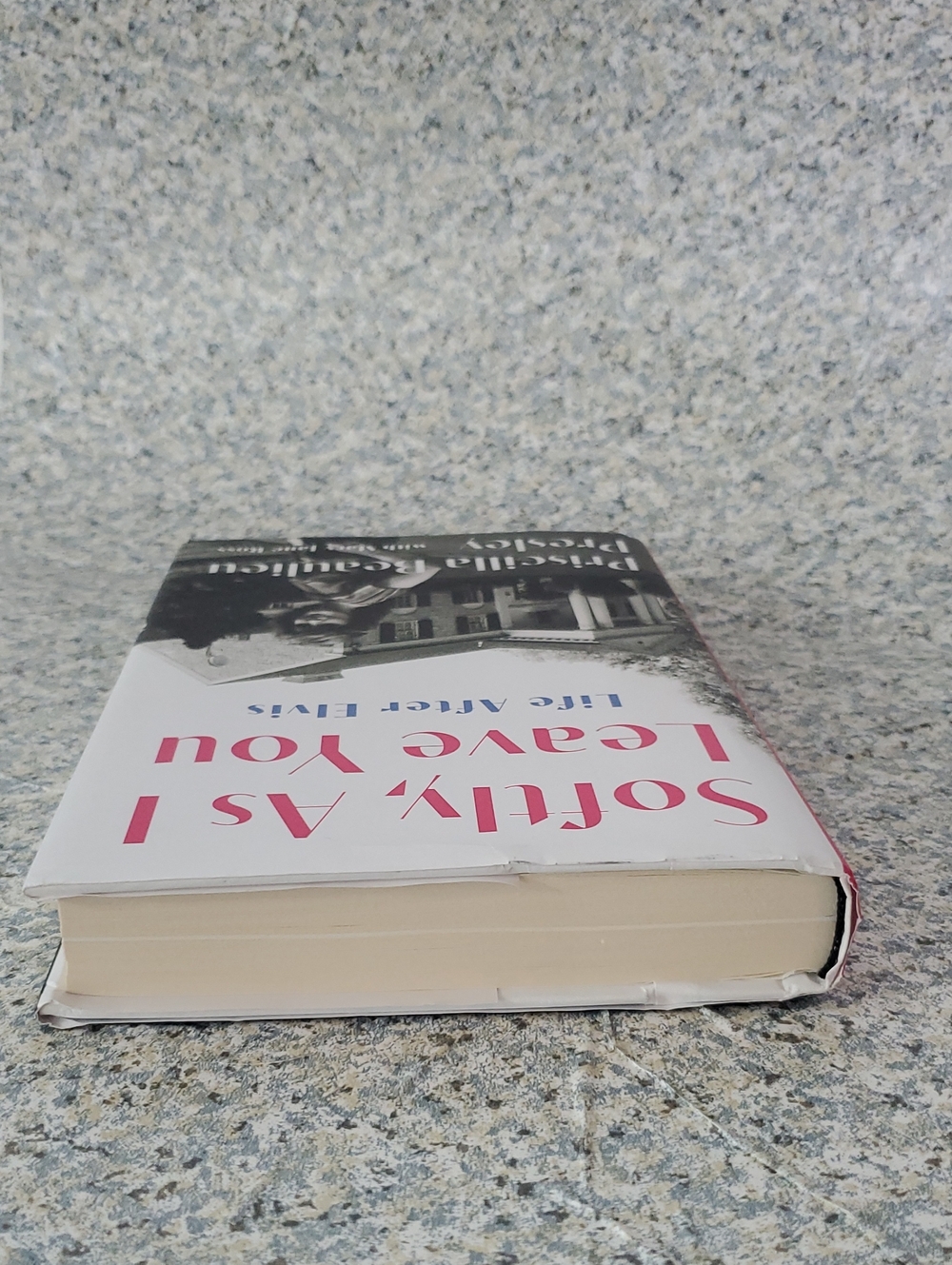 Softly, As I Leave You Life After Elvis By Pricilla Beaulieu Presley Preowned - Picture 7 of 8